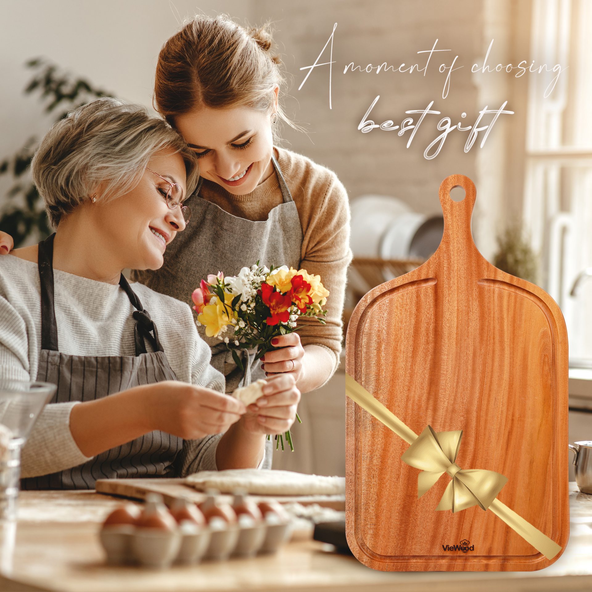 A moment of choosing best gift C2